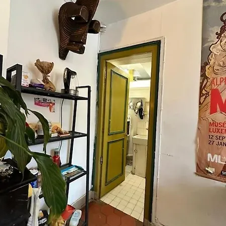 Cozy & Authentic In The Heart Of 公寓