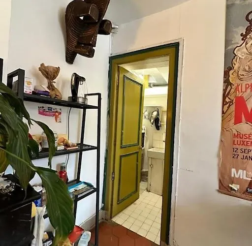 Cozy & Authentic In The Heart Of 公寓